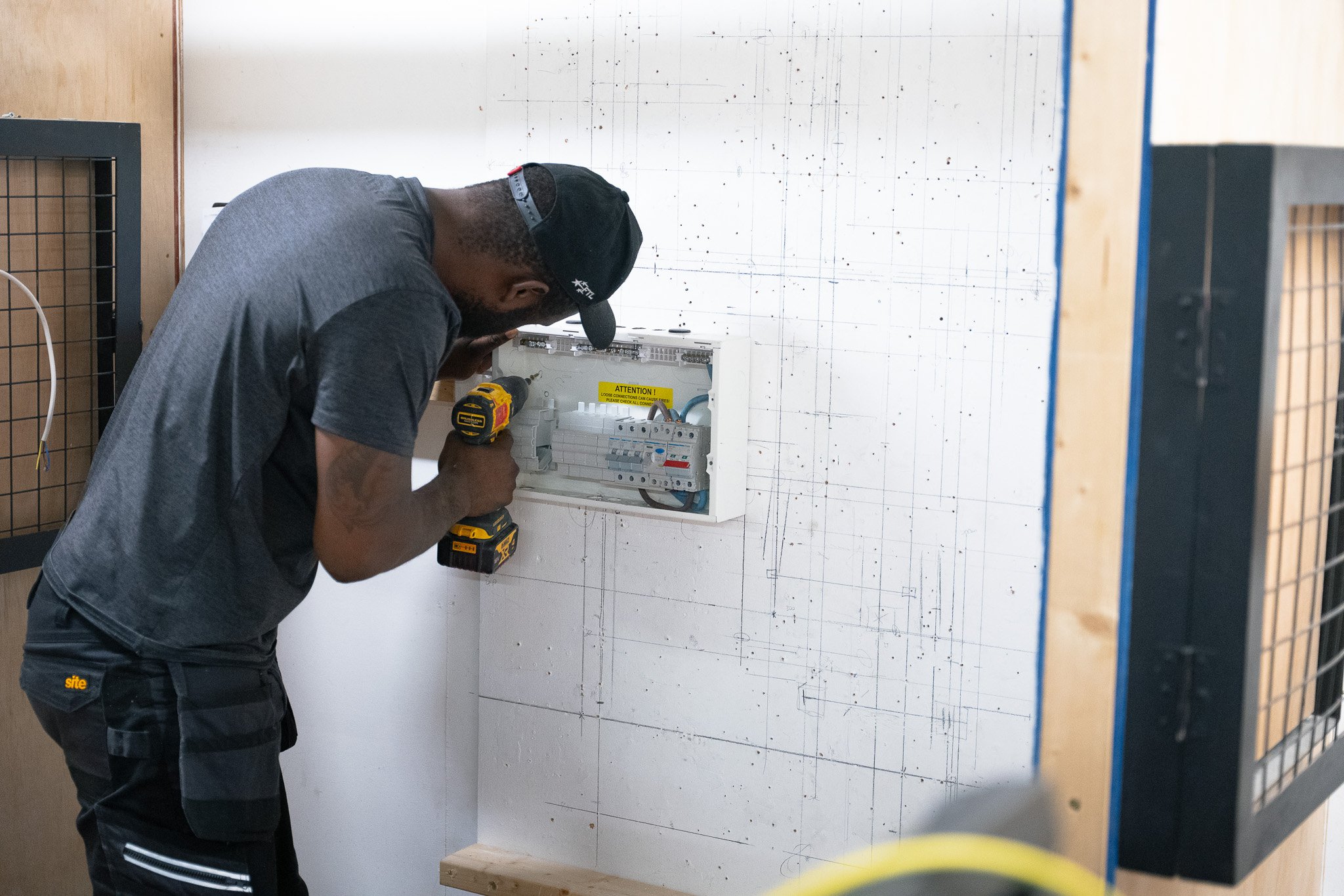 Domestic Experienced Worker NVQ Level 3 - 610/2859/9 Course Thumbnail